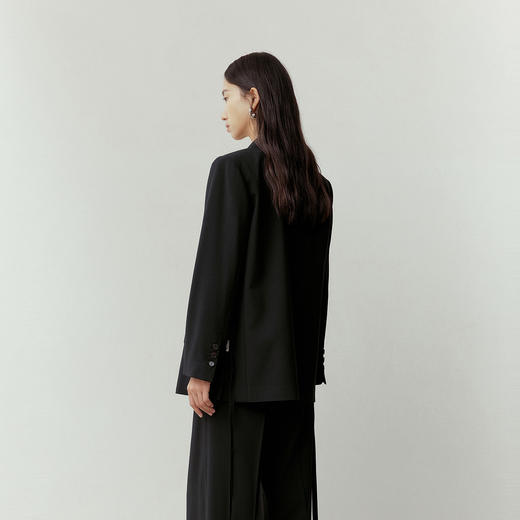 NEELLY纳俪商场同款春新款时尚通勤宽松廓形西装女随性松弛感外套N26023W01085 商品图1