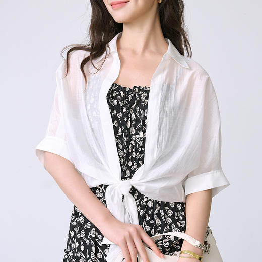 NEELLY纳俪商场同款夏季新款宽松设计感五分袖休闲衬衫女百搭上衣N26044B04420 商品图2