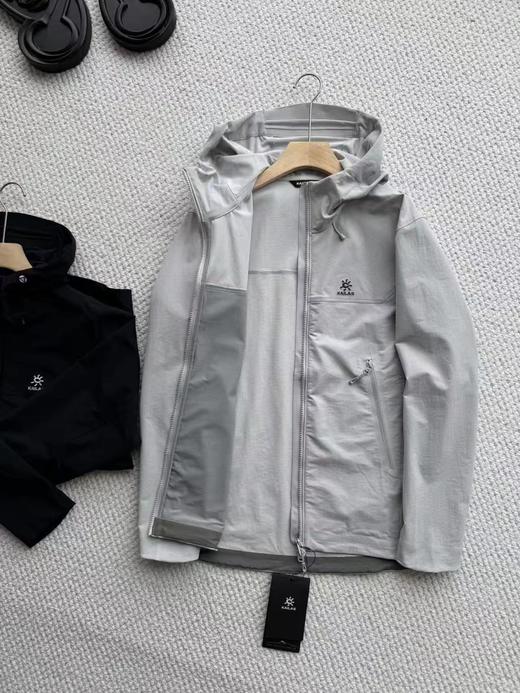 F030128男款立体剪裁M8连帽软壳冲锋衣 商品图3