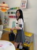F030144四季可穿新款前短后长不对称暗纹四杠灰色百褶短裙 商品缩略图5