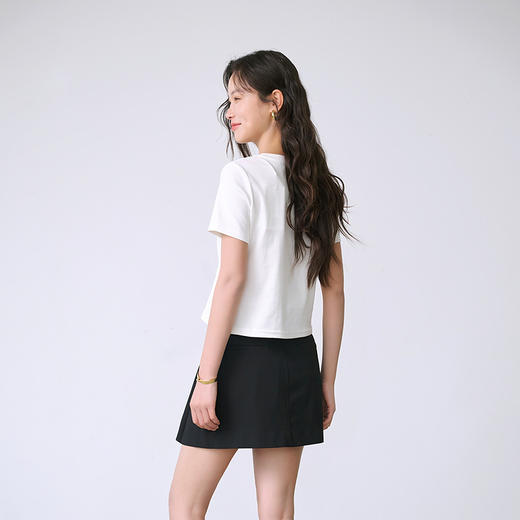 NEELLY纳俪商场同款夏季新款简约设计感收腰T恤女休闲百搭上衣N26044T04594 商品图1