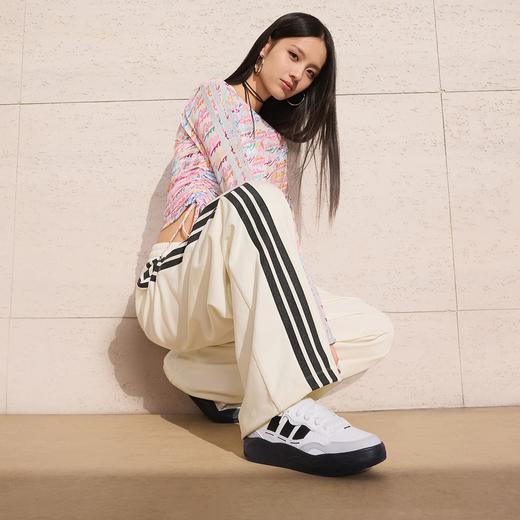 Adidas阿迪达斯LITE SHUFFLE 超轻缓震回弹运动休闲板鞋KH9022 商品图10