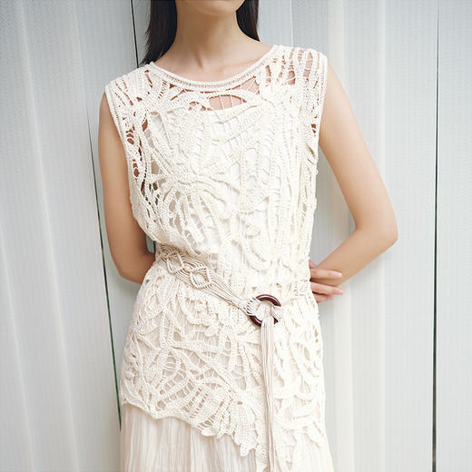 NEELLY纳俪商场同款春季新款时尚镂空针织背心女休闲个性上衣N26034R04507 商品图2