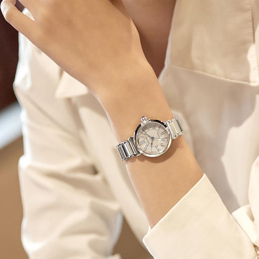 西铁城/CITIZEN小铃花贝母盘光动能花语风吟钢带时尚女表EM1060-87Y 商品图7