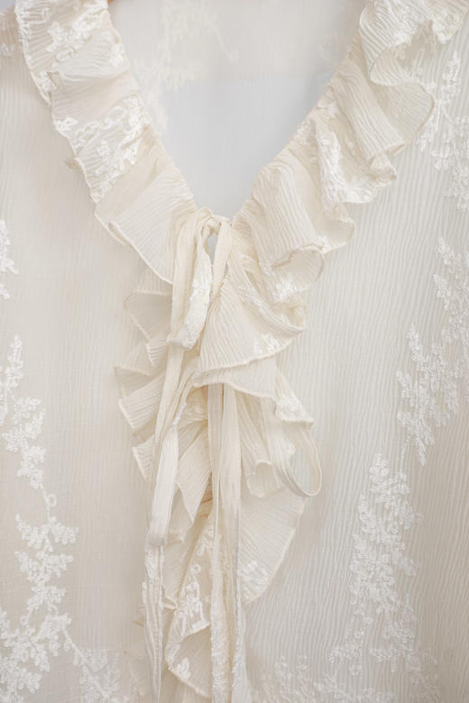 沐盏|优雅别致系带刺绣衬衣 商品图3