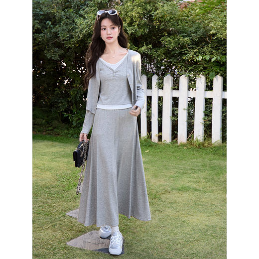 鹿向南「轻歌曼舞」灰色假两件背心女春季新款短款开衫半身裙套装 商品图0