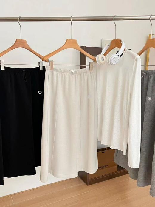 F030142日常休闲中长款A字廓形松紧腰半身裙 商品图3