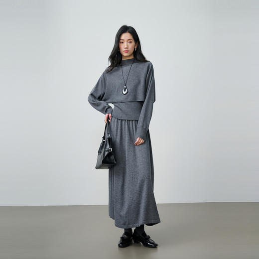 NEELLY纳俪商场同款春季新款休闲垂感针织半裙女舒适百搭温柔长裙N26014E03308 商品图2