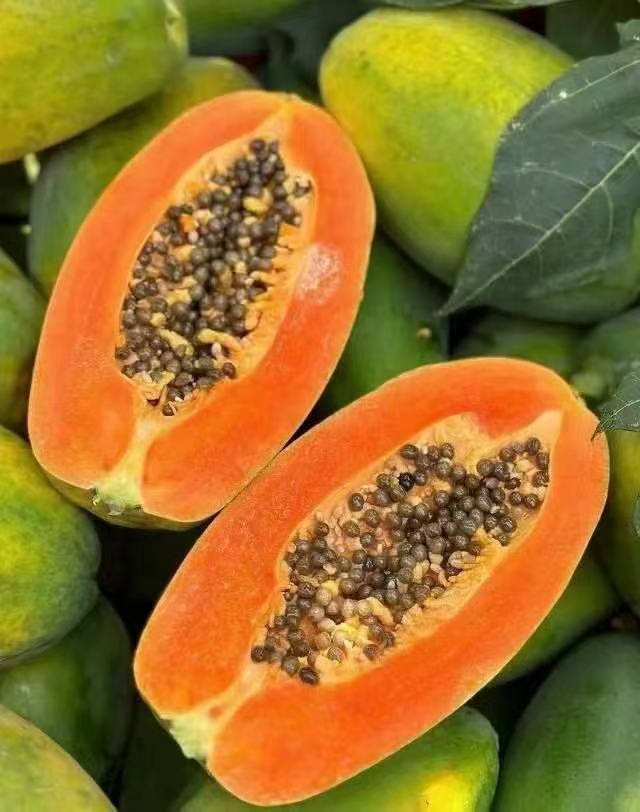 周一取货：【海南红心木瓜】一箱毛重5斤左右，肉质细腻！鲜甜美味！！！