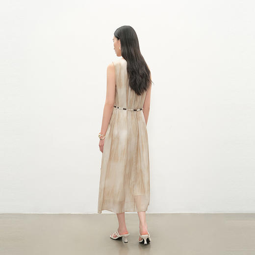 NEELLY纳俪商场同款夏季新款圆领休闲无袖连衣裙女收腰显瘦长裙N26054Y04617 商品图1