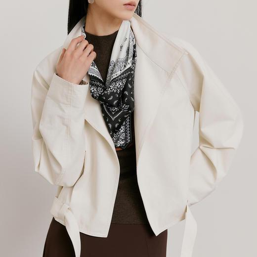 NEELLY纳俪商场同款春新款时尚休闲百搭短风衣女宽松利落廓形外套N26021F01073 商品图2