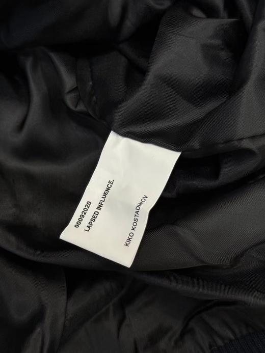 F030101高克重毛呢面料定徽章拼皮棒球服外套 商品图8