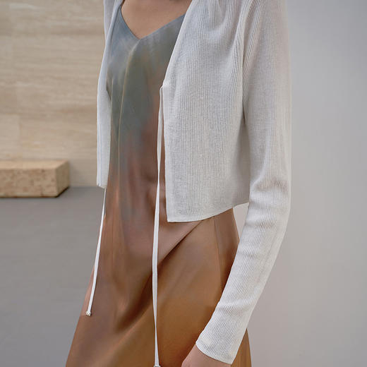 NEELLY纳俪商场同款夏季新款软糯显白针织开衫女长袖百搭通勤上衣N26044A04514 商品图2