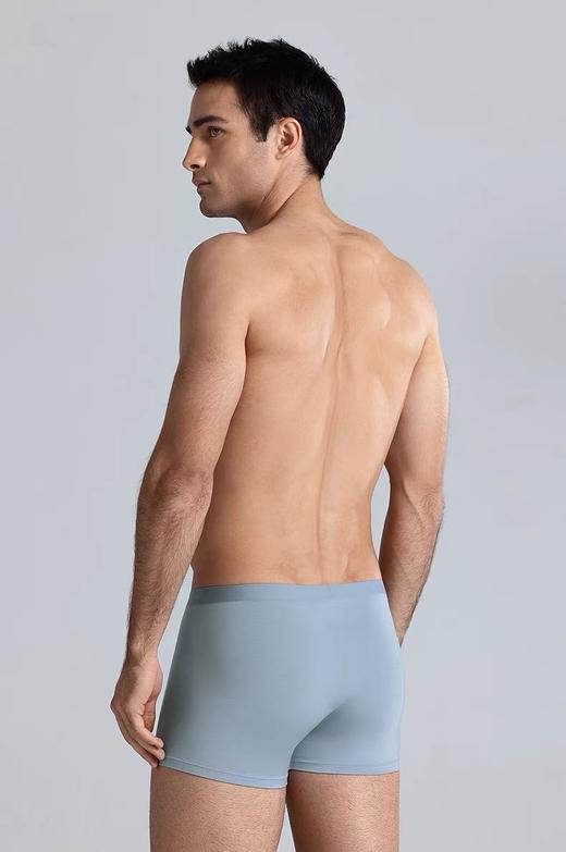 一店d 𝐀𝐢𝐦𝐞𝐫男士内裤 兰精莫代尔系列！！一款“会呼吸”的面膜内裤
穿了就像没穿 舒服到脱不下来，24h无痕贴合，极致的柔软细腻亲肤，暴汗也能保持干爽完全不粘腻 商品图2