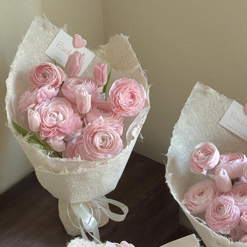 《粉黛未央》河内洋牡丹郁金香精致花束