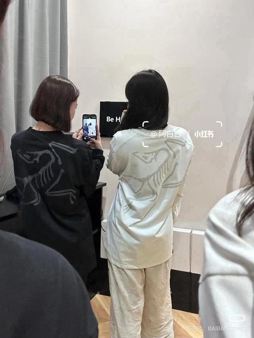 F030171后背大Logo新品圆领舒适纯棉舒适百搭长袖T恤 商品图14