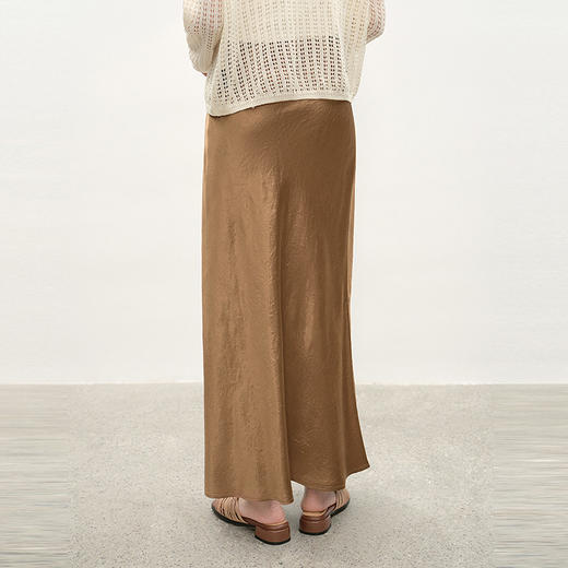 NEELLY纳俪商场同款夏季新款缎面优雅半身裙女高腰气质显瘦A字裙N26044E04523 商品图1