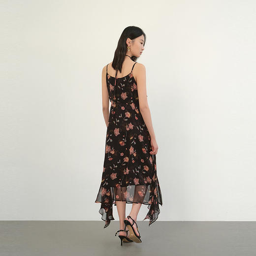 NEELLY纳俪商场同款夏季新款法式印花拼接吊带裙女不规则裙摆长裙N26044Y04556 商品图1