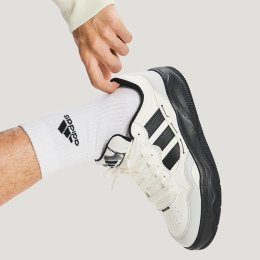 Adidas阿迪达斯LITE SHUFFLE 超轻缓震回弹运动休闲板鞋KH9022 商品图5