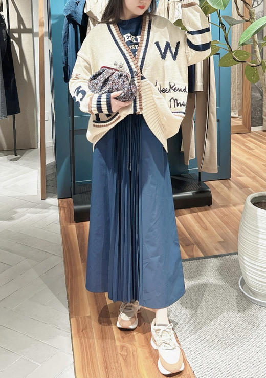 31-6纯圆正 max女士梭织拼接风琴褶皱 半身裙 号很足 我穿L宽松 建议165以上入 商品图6