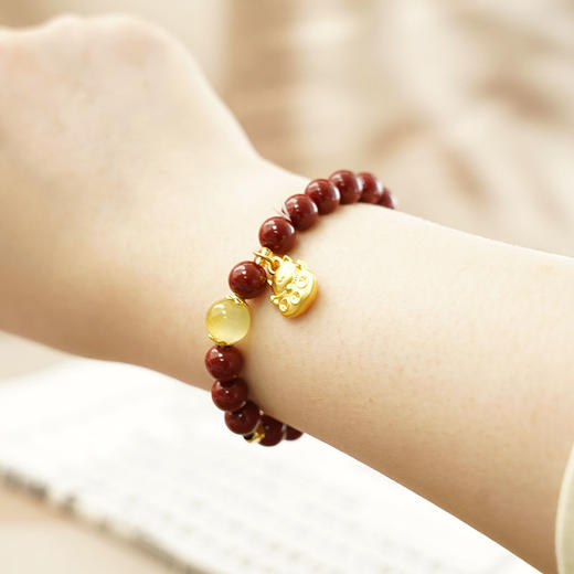 🔥这抹“红”气最是养人！【宫造朱砂圈手串】传承千年东方美学的朱砂手串，😎新年戴红，万事兴，一生顺遂！  商品图2