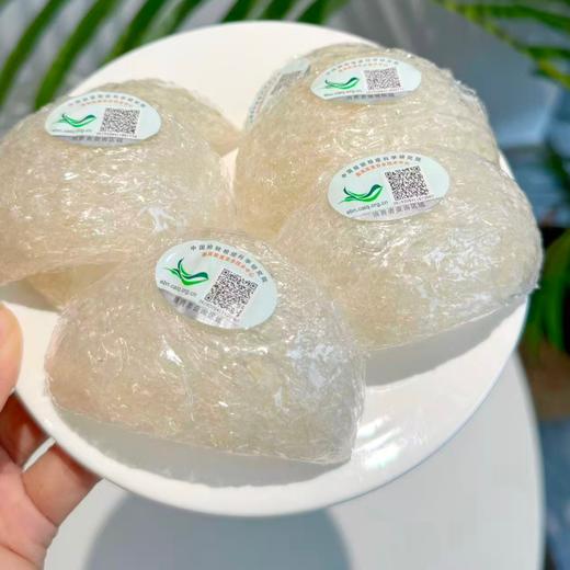 【进口燕盏 · 疏盏】核心产区直供，当地原始森林环境孕育出的燕窝，盏型饱满厚实，燕丝粗壮，唾液酸含量高，纯手工挑毛，保留燕窝原始形态，无刷胶、无漂白，品质纯净 商品图0