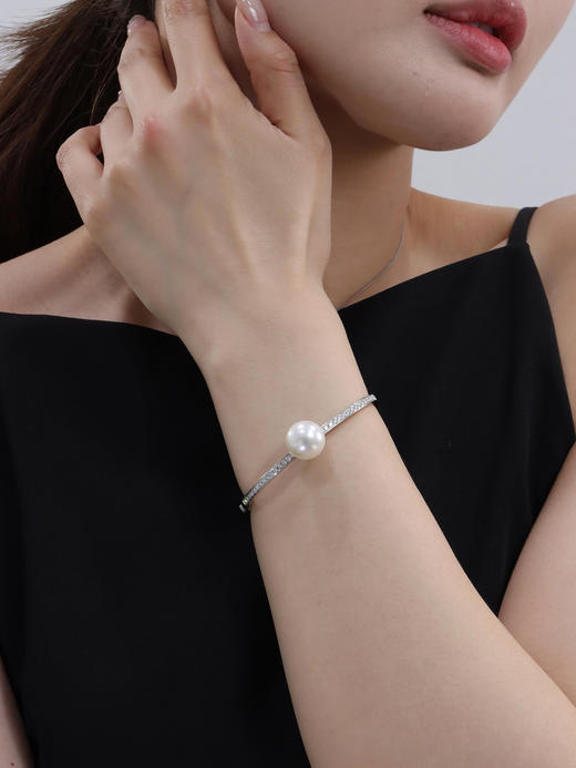 【挚友限定】18k金澳白珍珠钻石手镯 13-14mm 商品图1