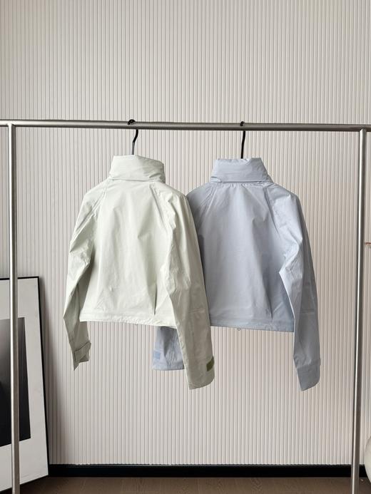 凯乐石女士短款冲锋衣外套 bk 341071 商品图1