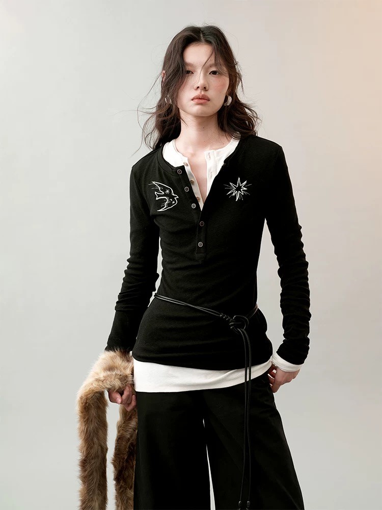 田曦薇谭松韵同款羽影星踪飞鸟刺绣修身长袖打底衫T