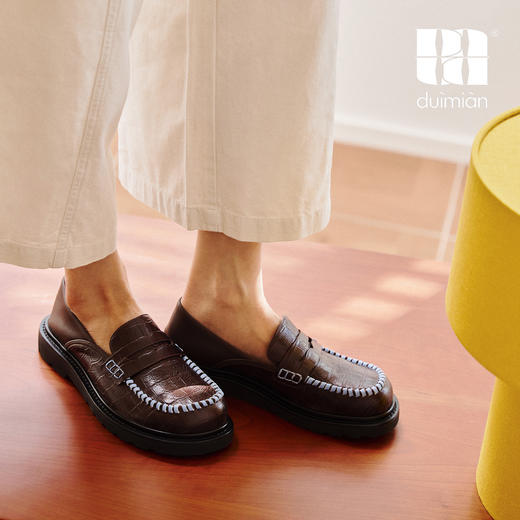 对面duimian春季新款英伦风小皮鞋袋鼠乐福鞋 商品图2