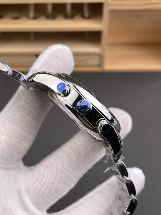 AF浪琴名匠8针月相功能腕表系列（搭载满血版一体机芯➕亚洲7751机芯）42MM精钢表壳经过抛光处理，延续了浪琴的优雅气质，表壳左侧隐藏了星期历的调节按钮 整个手表基于正品original原版开模❕❕ 商品图8