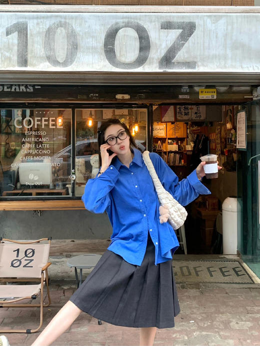 蓝宝石显白克莱因蓝挺括绸棉衬衫 商品图5