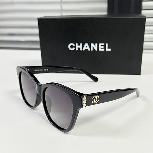 【礼盒款】Chanel 香奈儿墨镜 珍珠双C太阳镜 黑框  CH5482   香港直邮 商品图10