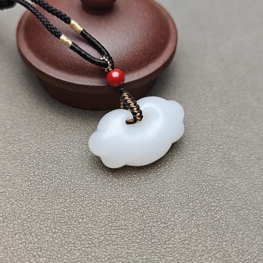 新疆和田玉且末料羊脂玉宝宝锁 228-1 商品图6