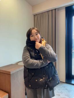 【群内福利】【黑色羽绒服马甲】90白鹅绒连帽款 商品图0