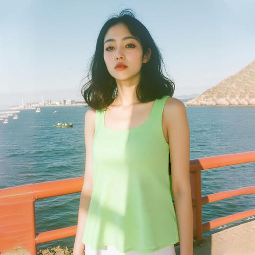 2026春夏FA203简约宽松背心 商品图1