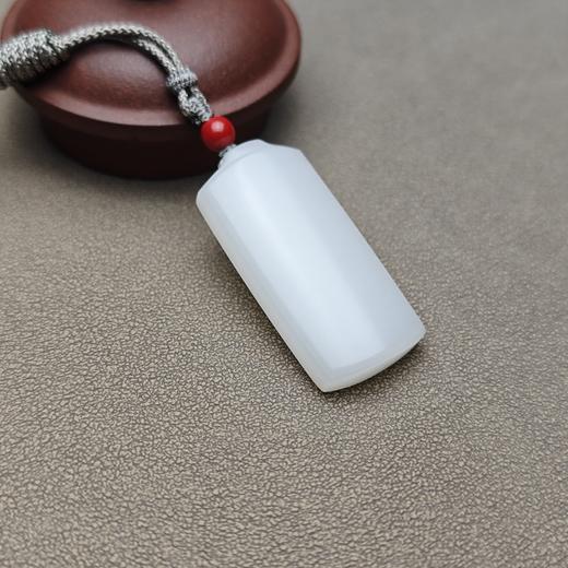 新疆和田玉且末料羊脂玉规整平安牌 228-13 商品图2