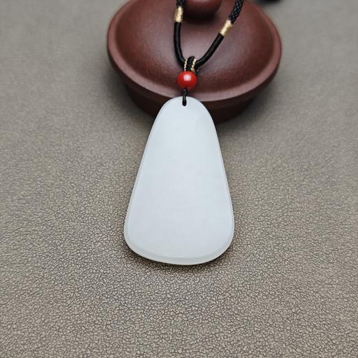 新疆和田玉且末料羊脂玉小杂件 228-4 商品图4