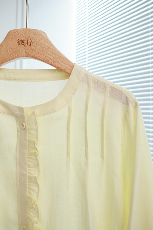 小清新唯美木耳边收腰亚麻上衣 商品图1