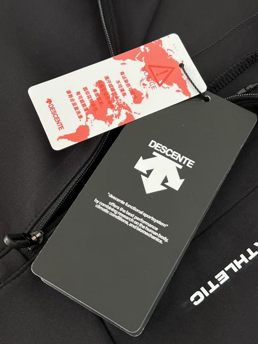 DESCENTE迪桑特半拉链机能连帽卫衣外套 QK  341055 商品图5