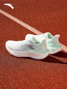 安踏马赫6SE丨专业缓震跑步鞋女鞋中考体测竞速训练运动鞋 纸莎白/浅云绿122615582-3