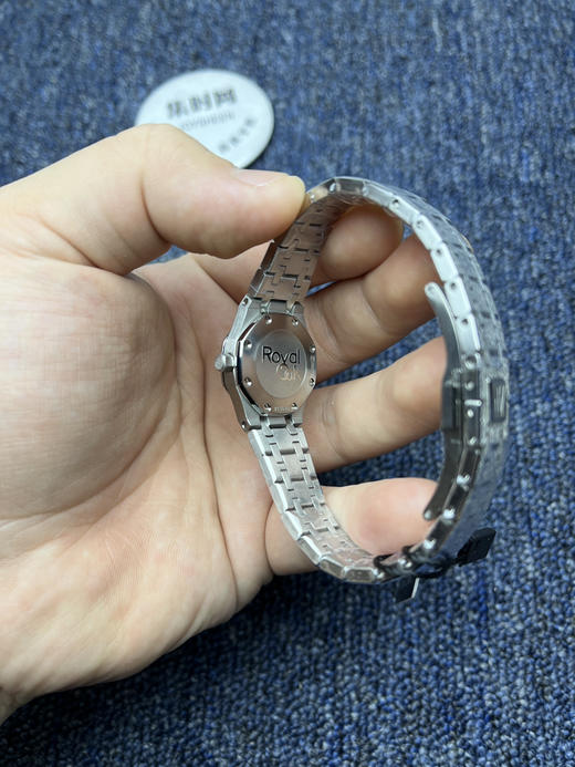 AP爱彼皇家橡树23mm霜金款 皇家橡树霜金新推出23mm迷你款石英女表 女士腕表 表径23mm 张韶涵同款 商品图5