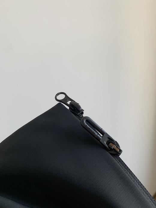 迪桑特男士训练运动防水薄绒连帽夹克外套梭织上衣 BK 341100 商品图8