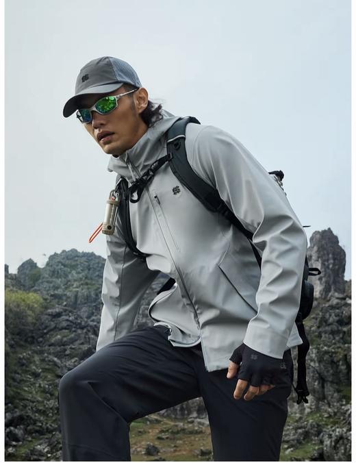 KOLON SPORT可隆连帽软壳夹克防泼水防风透湿马蹄袖外套 bk 341094 商品图7