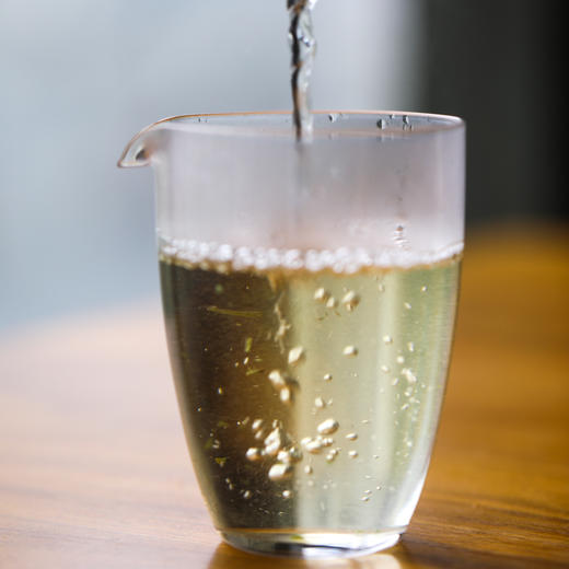 广诚行 2026年头采银针后井岩韵 非遗传承人吴传惠收藏装 商品图7