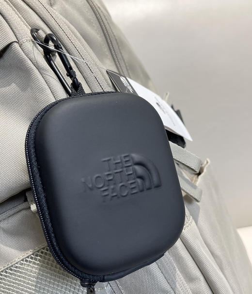 出口韩国正品北面多功能双肩包30L030202 商品图5
