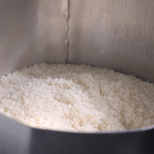 【💃女神节活动：买2发3！】云南纯手工酒酿，550克左右/瓶原味/紫米/玫瑰/桂花/四种口味任选，产自云南甜白酒之乡，通海曲坨关，以天然泉水，瓦坛酿造，没有多余添加，却藏着最质朴的醇厚！ 商品图3