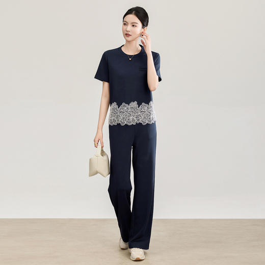 「高货wl」全新升级【铂金会员293/天猫389/差价96】(99419)洛诗琳2026春夏气质水溶蕾丝拼接上衣松紧腰休闲裤两件套 商品图0