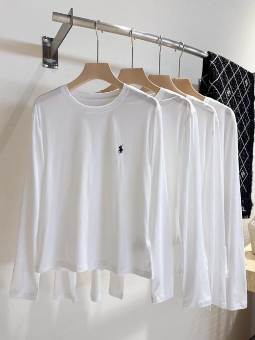 33-1 圆正渠道货 小马刺绣 基础款 女士白色圆领长袖 单穿打底 商品图10