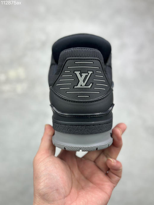 春季特惠💰720 LV 纯原版本 # 驴家 Trainer 低帮休闲板鞋 商品图7